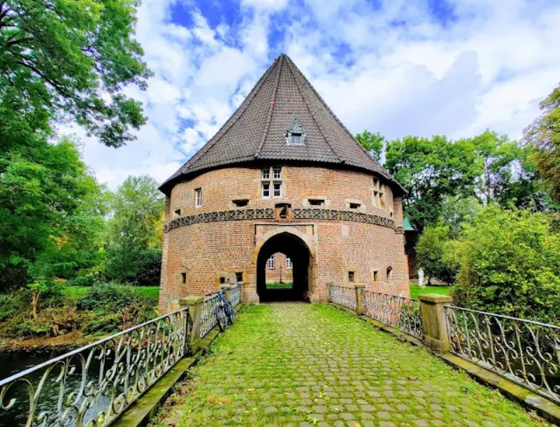 Castle Bladenhorst, Castrop-Rauxel, Germany, Germany